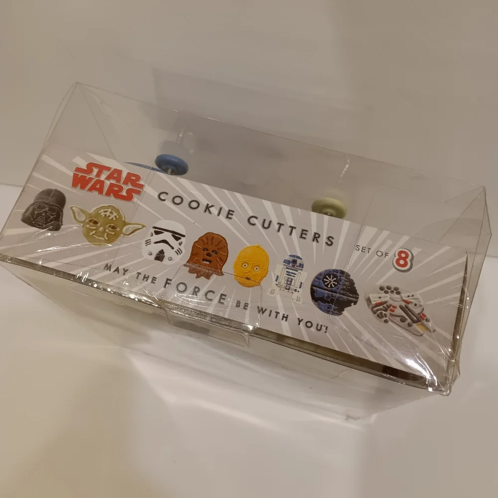 NEW! STAR WARS Williams-Sonoma Exclusive Cookie Cutters
